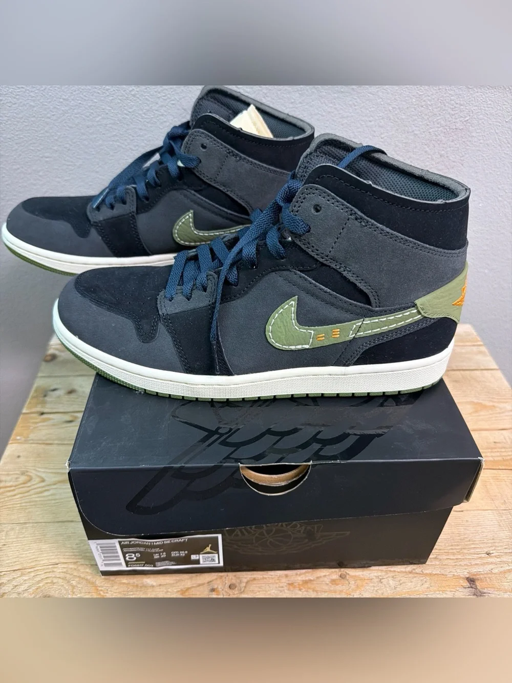Jordan Men’s Mid-Top Sneakers in Black and Olive Green NEW